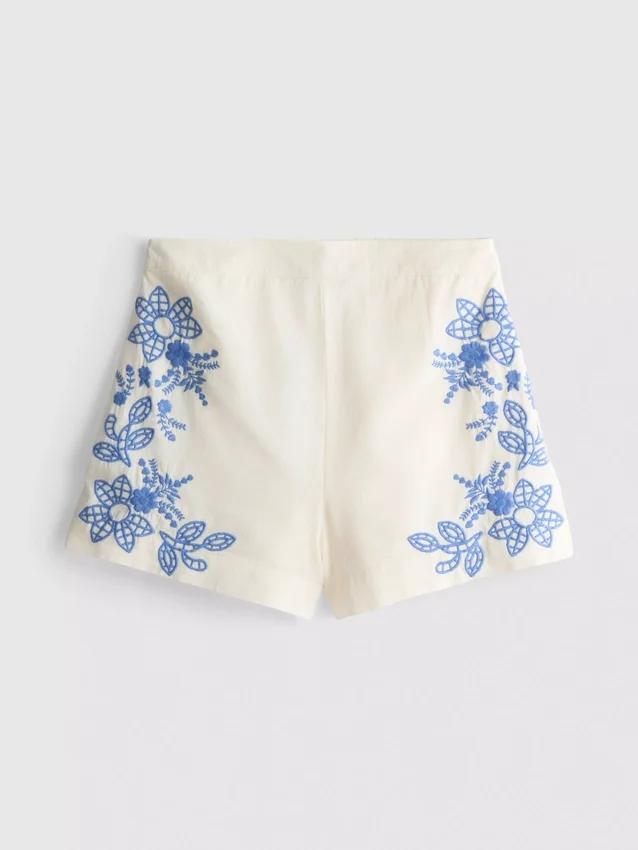 Pantaloni scurți din bumbac cu broderie florală Pantaloni scurți din bumbac cu broderie florală
