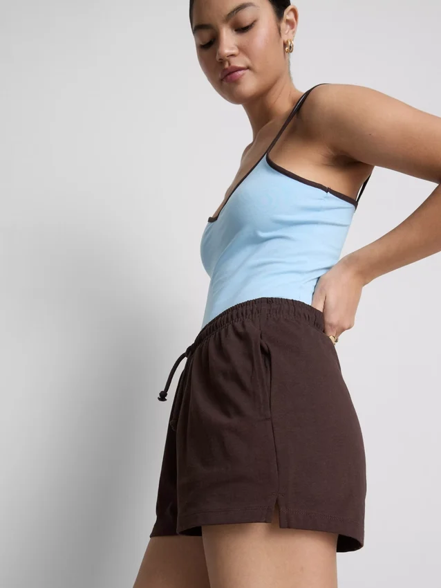 Pantaloni scurți din bumbac cu cordon de strângere Pantaloni scurți din bumbac cu cordon de strângere