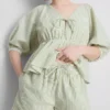 Pantaloni scurți din bumbac cu dungi, tip seersucker Pantaloni scurți din bumbac cu dungi, tip seersucker