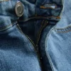 Pantaloni scurți din denim cu croială dreaptă Pantaloni scurți din denim cu croială dreaptă