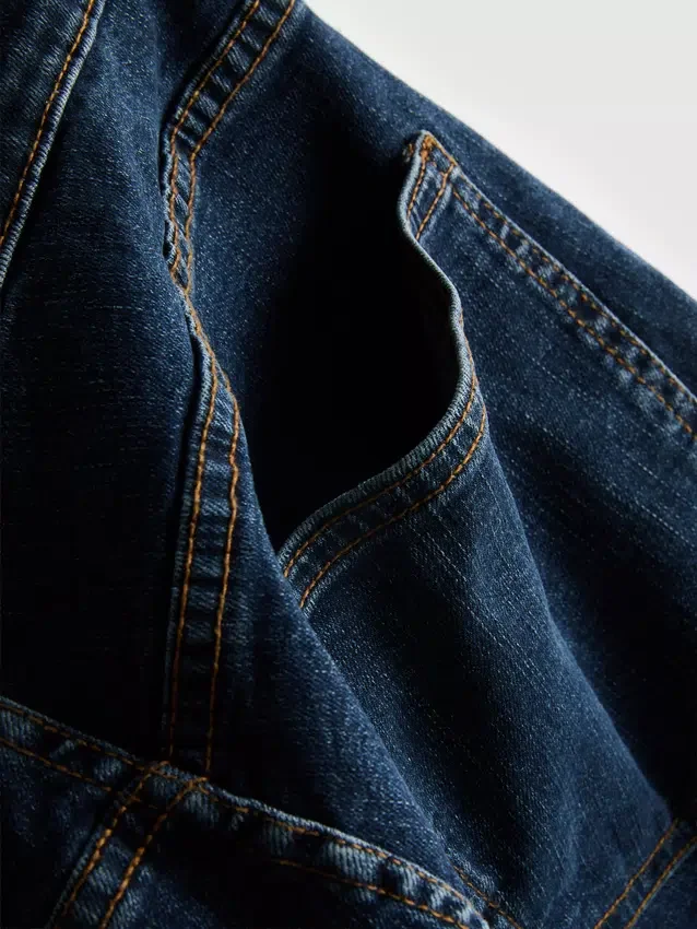 Pantaloni scurți din denim cu croială dreaptă Pantaloni scurți din denim cu croială dreaptă