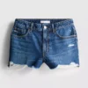 Pantaloni Scurți din denim cu rupturi Pantaloni Scurți din denim cu rupturi
