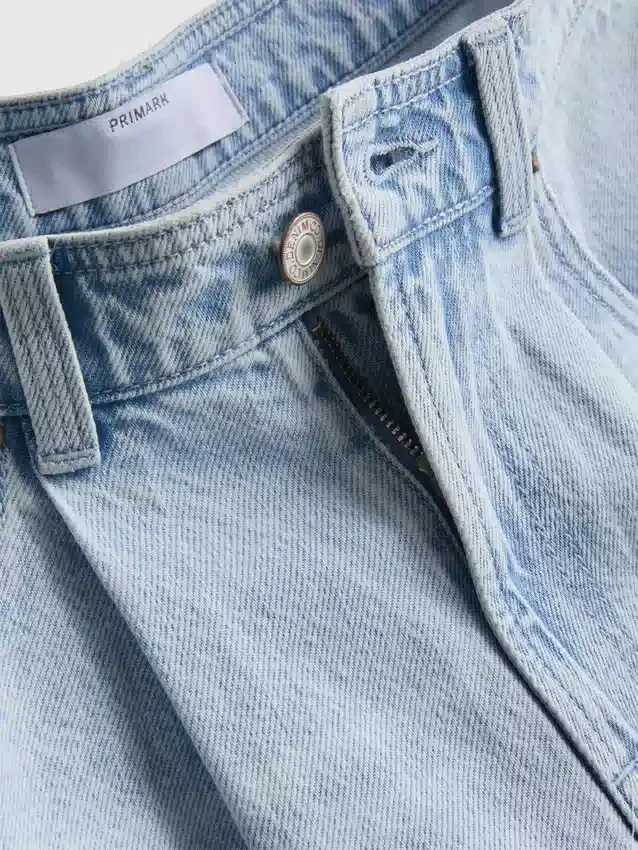 Pantaloni Scurți din denim de bumbac Pantaloni Scurți din denim de bumbac