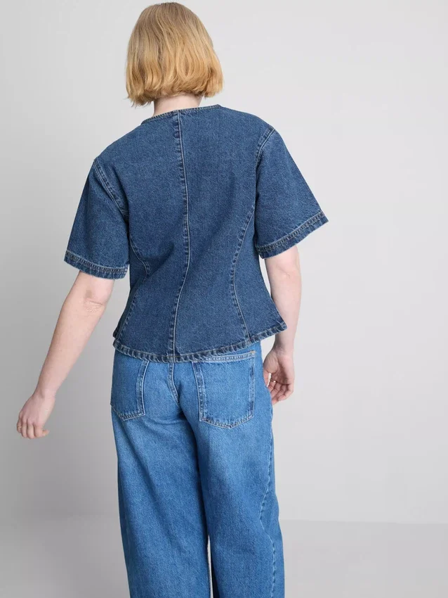 Pantaloni Scurți din denim de bumbac cu mâneci scurte strânse la talie Pantaloni Scurți din denim de bumbac cu mâneci scurte strânse la talie