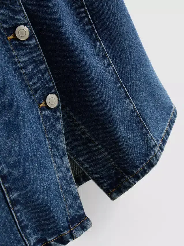 Pantaloni Scurți din denim de bumbac cu mâneci scurte strânse la talie Pantaloni Scurți din denim de bumbac cu mâneci scurte strânse la talie