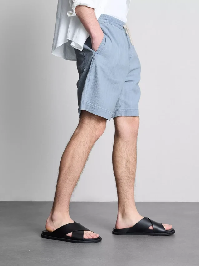 Pantaloni scurți din denim texturat cu șnur Pantaloni scurți din denim texturat cu șnur