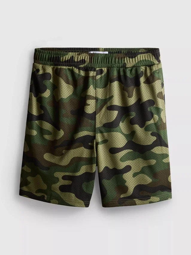 Pantaloni scurți din plasă cu imprimeu camuflaj Pantaloni scurți din plasă cu imprimeu camuflaj