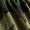 Pantaloni scurți din plasă cu imprimeu camuflaj Pantaloni scurți din plasă cu imprimeu camuflaj
