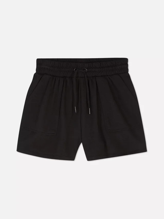 Pantaloni scurți din tricou cu șnur Pantaloni scurți din tricou cu șnur