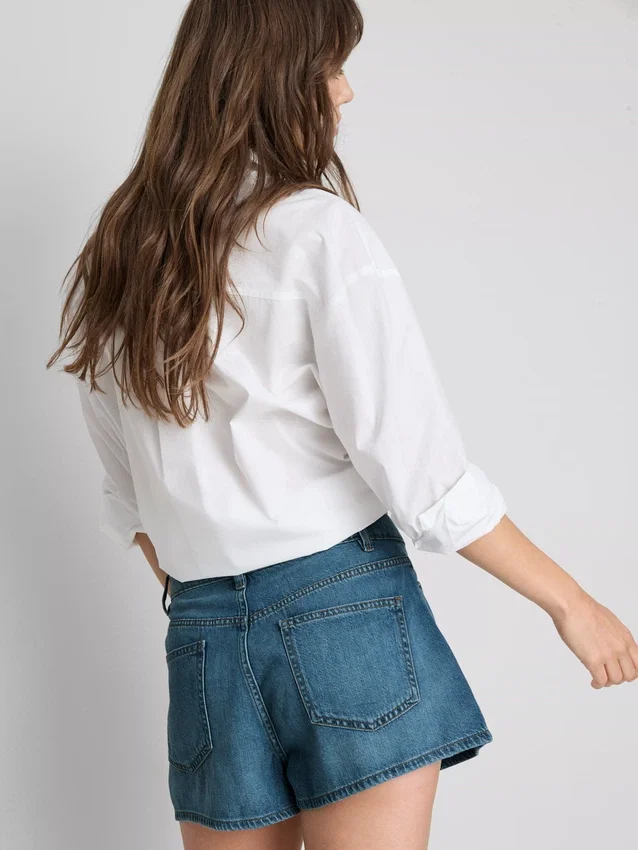 Pantaloni scurți evazați din denim cu pliuri, cu conținut ridicat de bumbac Pantaloni scurți evazați din denim cu pliuri, cu conținut ridicat de bumbac
