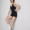 Pantaloni scurți fără cusături, care se mulează pe siluetă