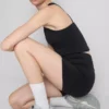 Pantaloni scurți fără cusături, care se mulează pe siluetă