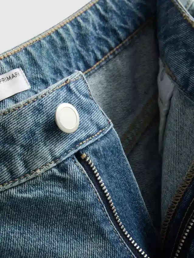 Pantaloni Scurți mini din denim de bumbac Pantaloni Scurți mini din denim de bumbac