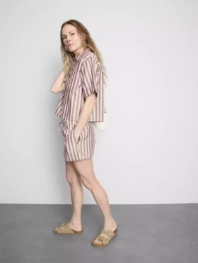 Pantaloni scurți oxford cu dungi și talie înaltă