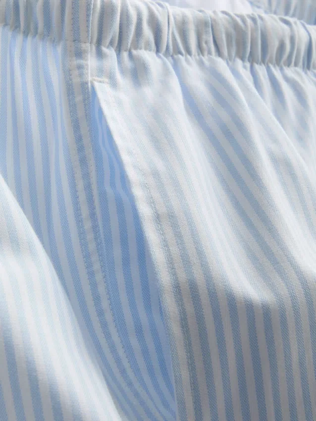 Pantaloni scurți oxford cu dungi și talie înaltă Pantaloni scurți oxford cu dungi și talie înaltă