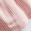 Pantaloni scurți oxford cu dungi și talie înaltă Pantaloni scurți oxford cu dungi și talie înaltă
