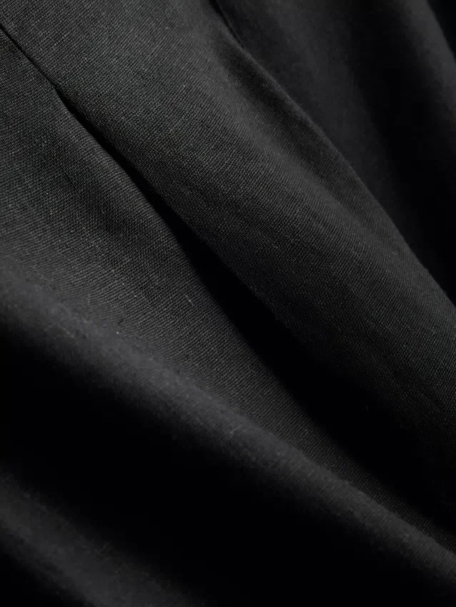 Pantaloni scurți plisați din amestec de in Pantaloni scurți plisați din amestec de in