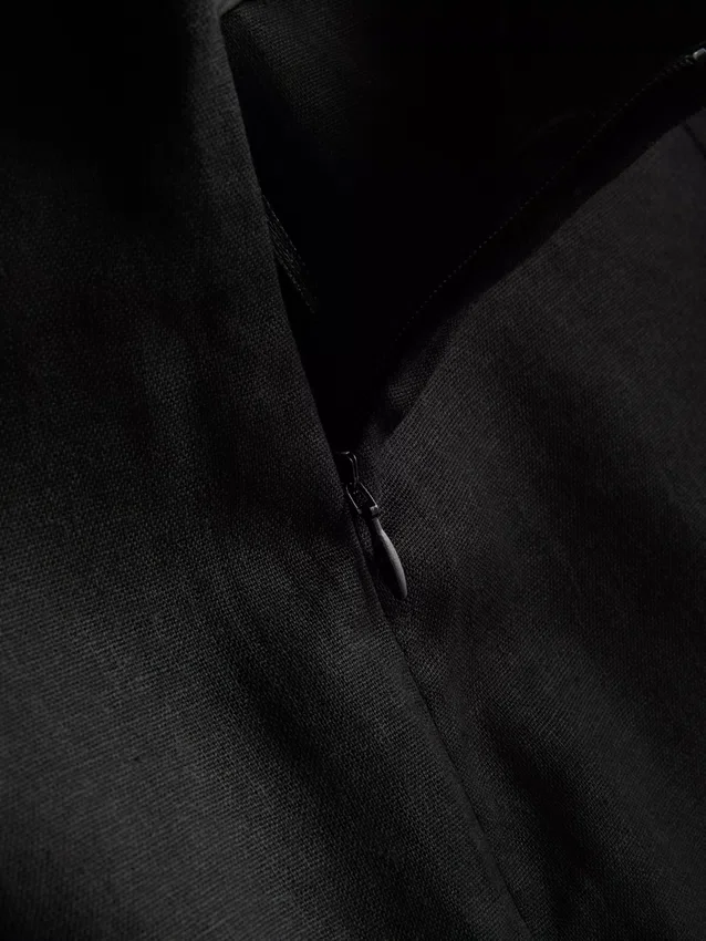 Pantaloni scurți plisați din amestec de in Pantaloni scurți plisați din amestec de in