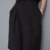 Pantaloni Scurți plisati Pantaloni Scurți plisati