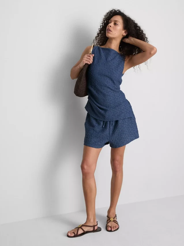 Pantaloni Scurți relaxați, cu aspect șifonat, de la Paula Echevarría Pantaloni Scurți relaxați, cu aspect șifonat, de la Paula Echevarría