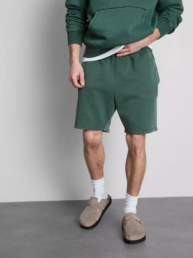 Pantaloni scurți spălați, cu talie elastică Pantaloni scurți spălați, cu talie elastică