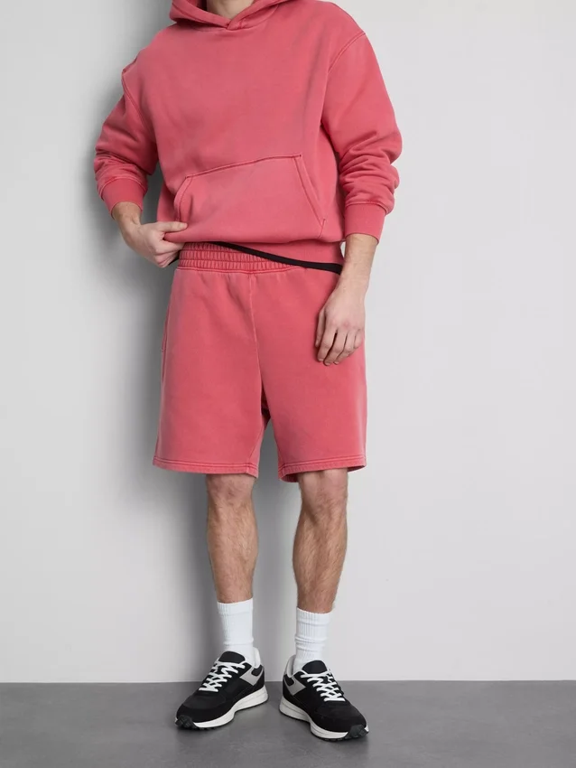 Pantaloni scurți spălați, cu talie elastică Pantaloni scurți spălați, cu talie elastică