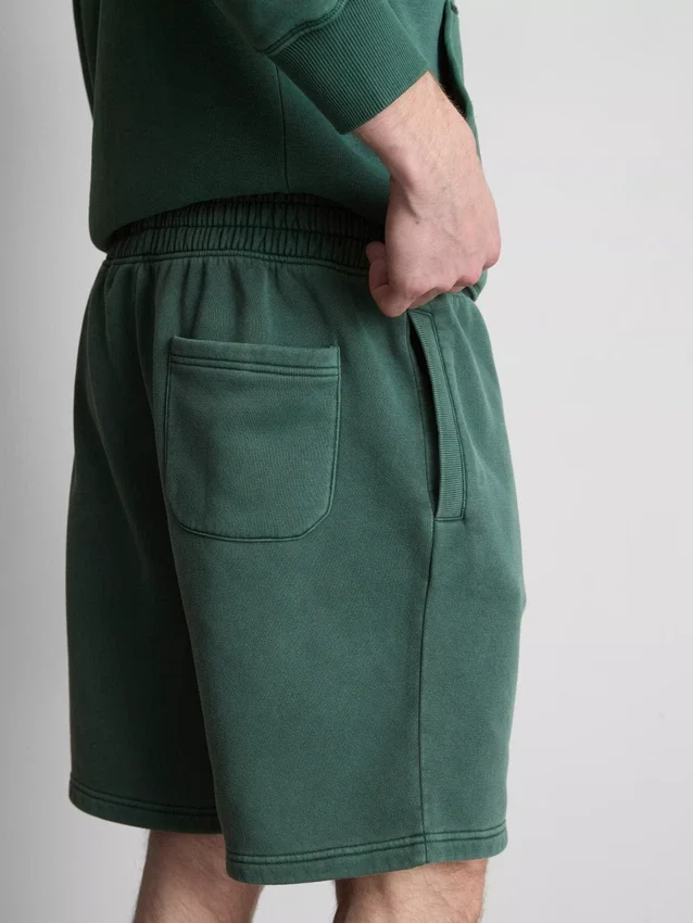 Pantaloni scurți spălați, cu talie elastică Pantaloni scurți spălați, cu talie elastică