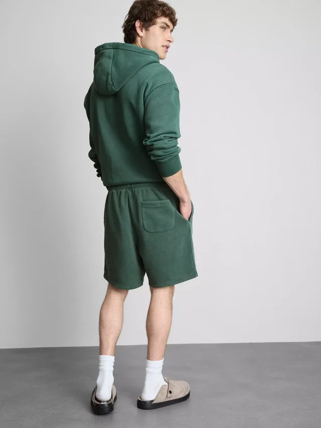Pantaloni scurți spălați, cu talie elastică Pantaloni scurți spălați, cu talie elastică
