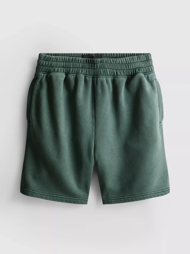 Pantaloni scurți spălați, cu talie elastică Pantaloni scurți spălați, cu talie elastică