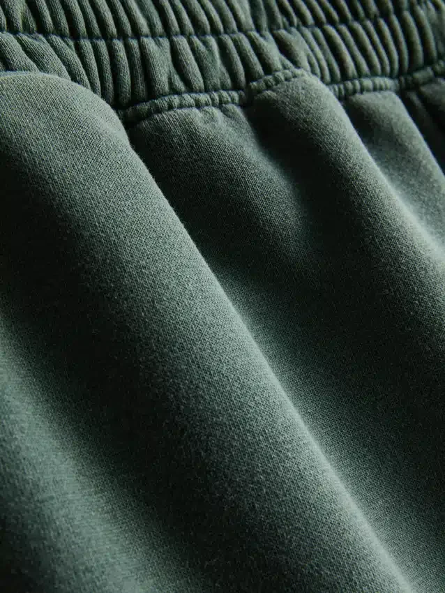 Pantaloni scurți spălați, cu talie elastică Pantaloni scurți spălați, cu talie elastică