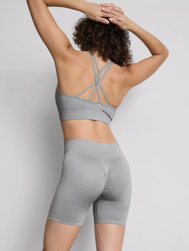 Pantaloni scurți sport fără cusături, cu luciu intens Pantaloni scurți sport fără cusături, cu luciu intens