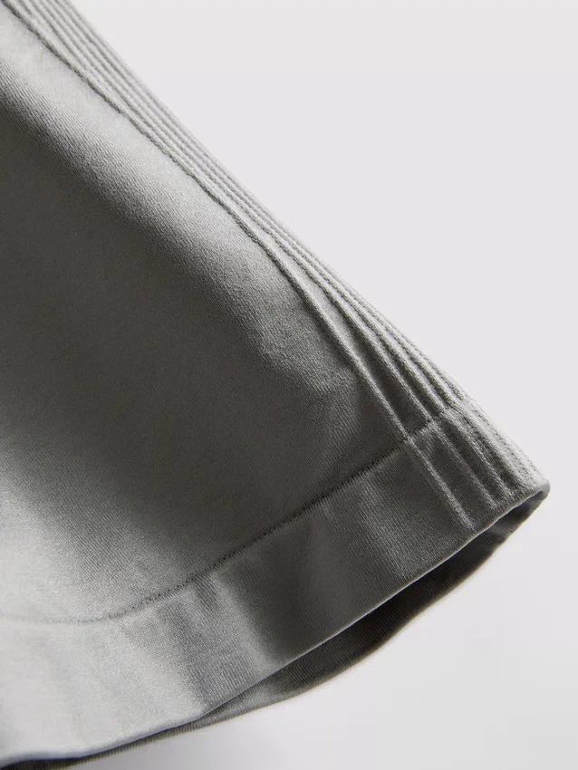 Pantaloni scurți sport fără cusături, cu luciu intens Pantaloni scurți sport fără cusături, cu luciu intens