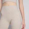 Pantaloni scurți sport fără cusături, cu nervuri Pantaloni scurți sport fără cusături, cu nervuri