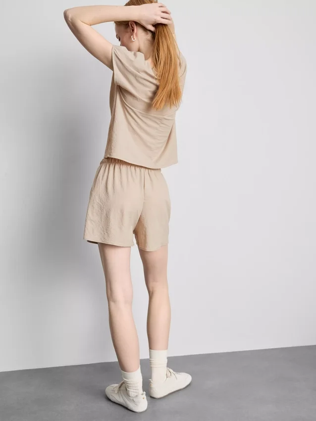 Pantaloni scurți texturați cu șnur Pantaloni scurți texturați cu șnur