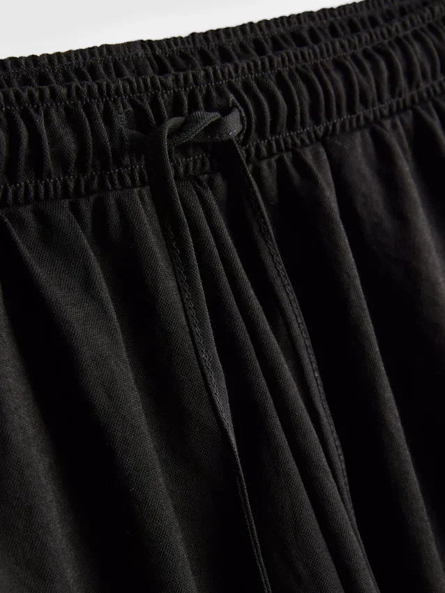 Pantaloni scurți texturați cu șnur Pantaloni scurți texturați cu șnur