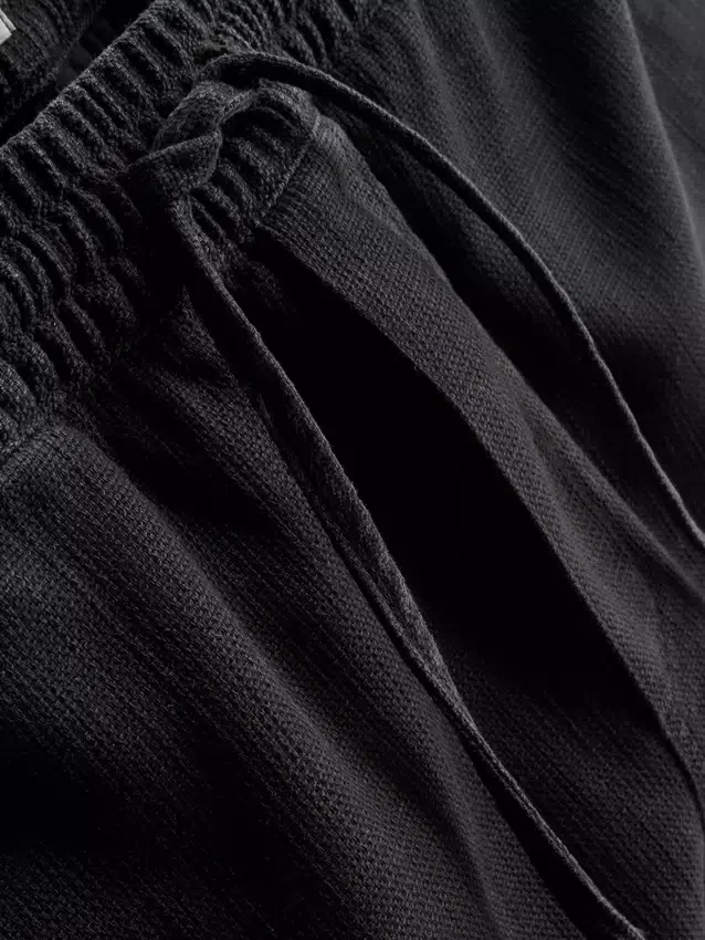 Pantaloni scurți texturați cu șnur Pantaloni scurți texturați cu șnur