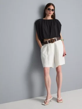 Pantaloni scurți tip bermuda cu textură și curea