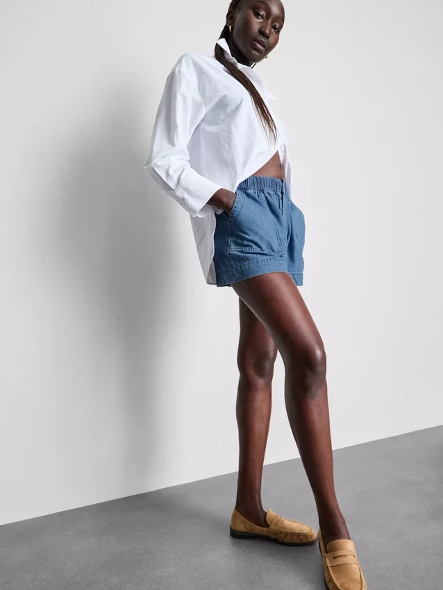 Pantaloni scurți utilitari din denim de bumbac Pantaloni scurți utilitari din denim de bumbac