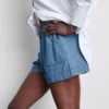 Pantaloni scurți utilitari din denim de bumbac Pantaloni scurți utilitari din denim de bumbac