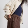Pantaloni scurți utilitari din denim de bumbac Pantaloni scurți utilitari din denim de bumbac
