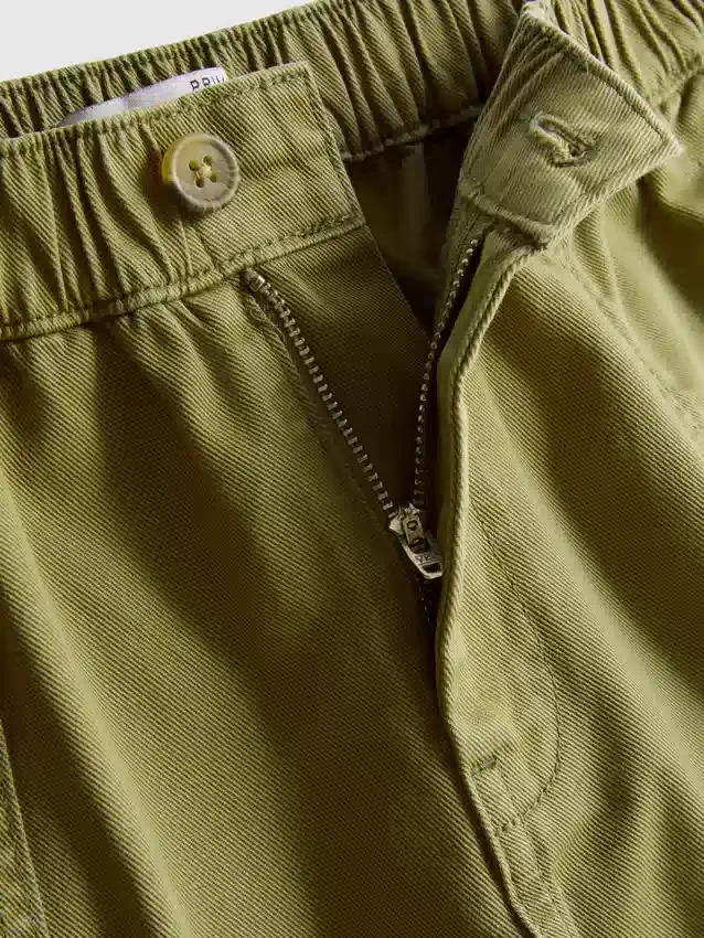 Pantaloni scurți utilitari din denim de bumbac Pantaloni scurți utilitari din denim de bumbac