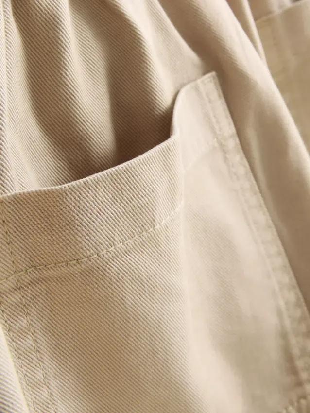 Pantaloni scurți utilitari din denim de bumbac Pantaloni scurți utilitari din denim de bumbac