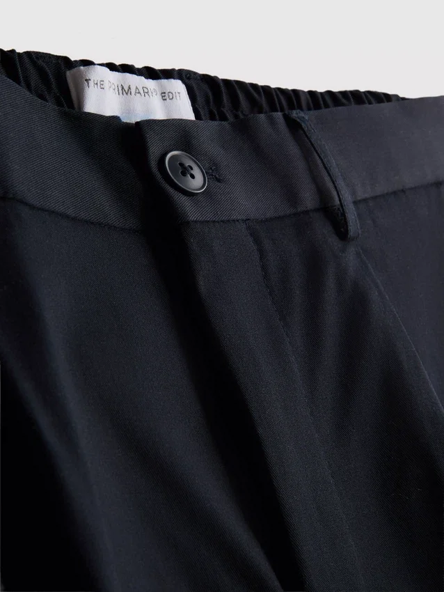 Pantaloni slim fit cu finisaj pufos „The Edit” Pantaloni slim fit cu finisaj pufos „The Edit”