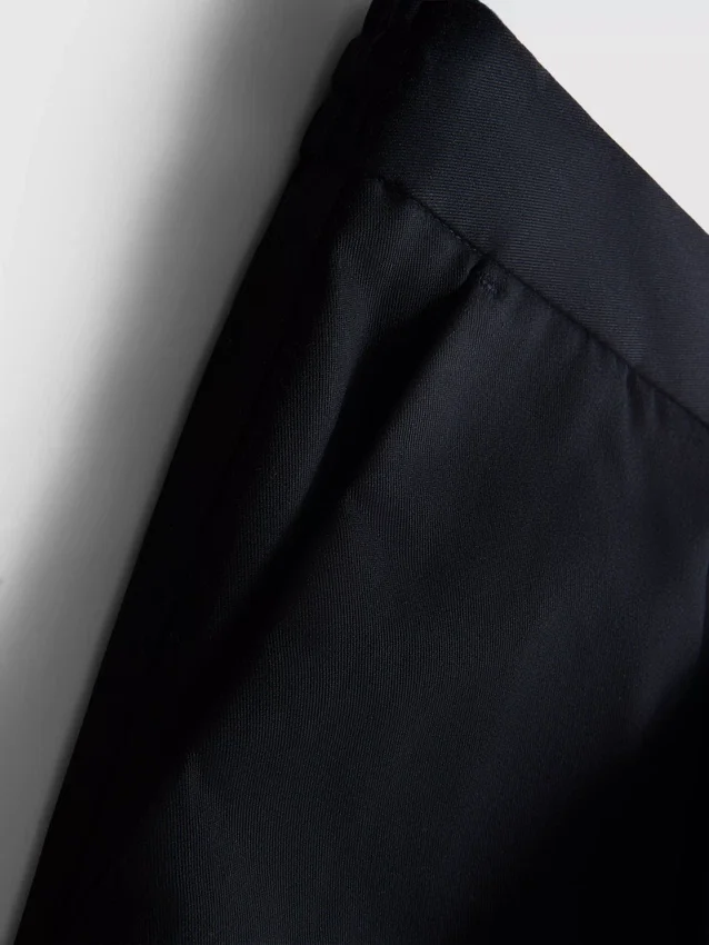 Pantaloni slim fit cu finisaj pufos „The Edit” Pantaloni slim fit cu finisaj pufos „The Edit”
