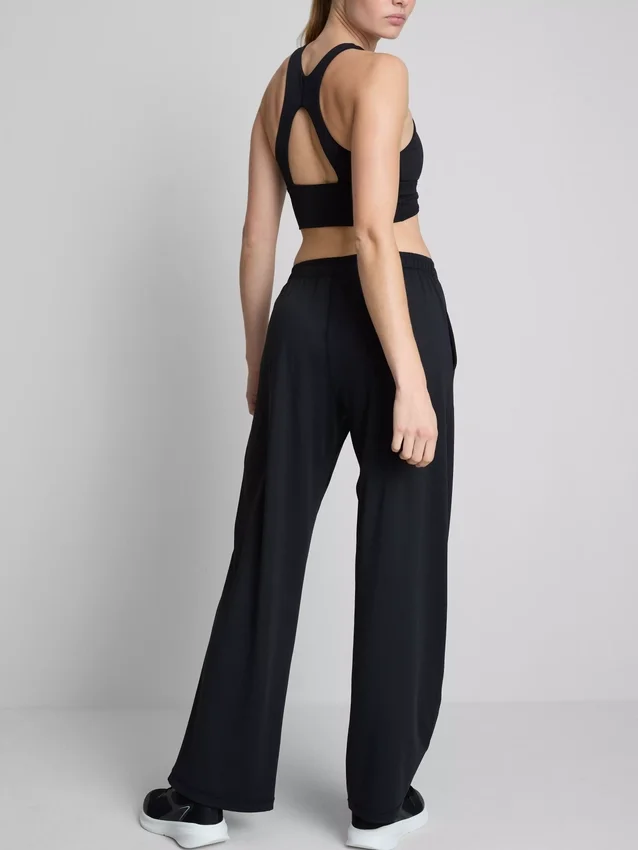 Pantaloni sport cu croi larg Pantaloni sport cu croi larg