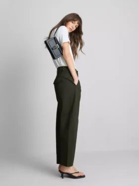 Pantaloni utilitari cu croi evazat, cu conținut ridicat de bumbac Pantaloni utilitari cu croi evazat, cu conținut ridicat de bumbac