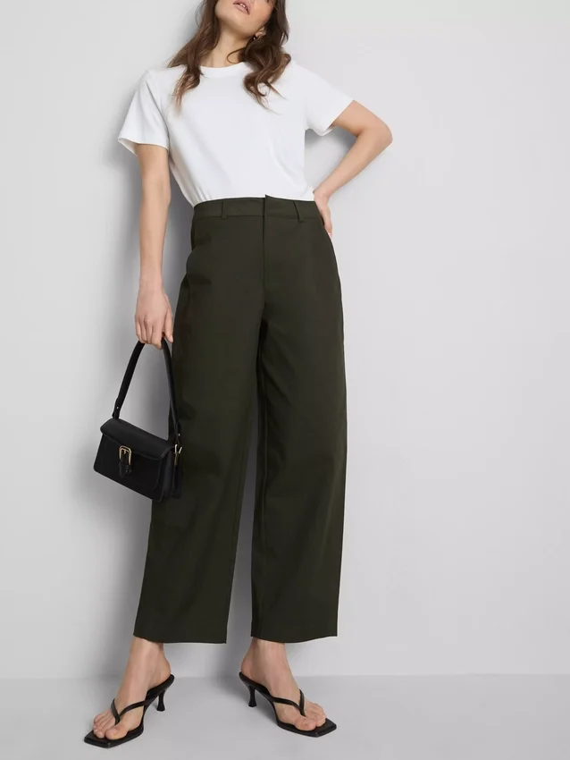 Pantaloni utilitari cu croi evazat, cu conținut ridicat de bumbac Pantaloni utilitari cu croi evazat, cu conținut ridicat de bumbac