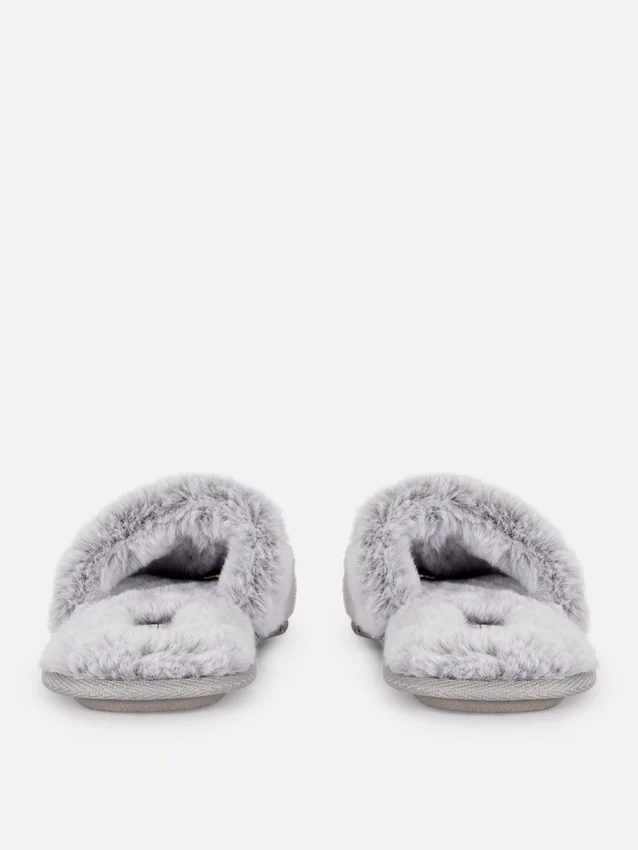 Papuci de Casă din blană artificială Papuci de Casă din blană artificială