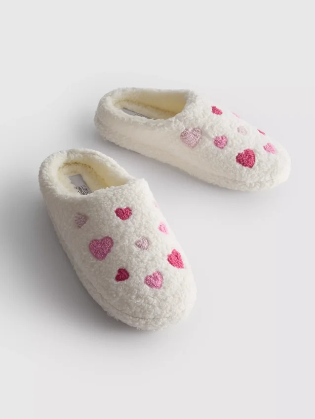Papuci de Casă din fleece cu inimioare Papuci de Casă din fleece cu inimioare