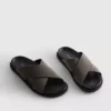 Papuci de piscină cu curele încrucișate